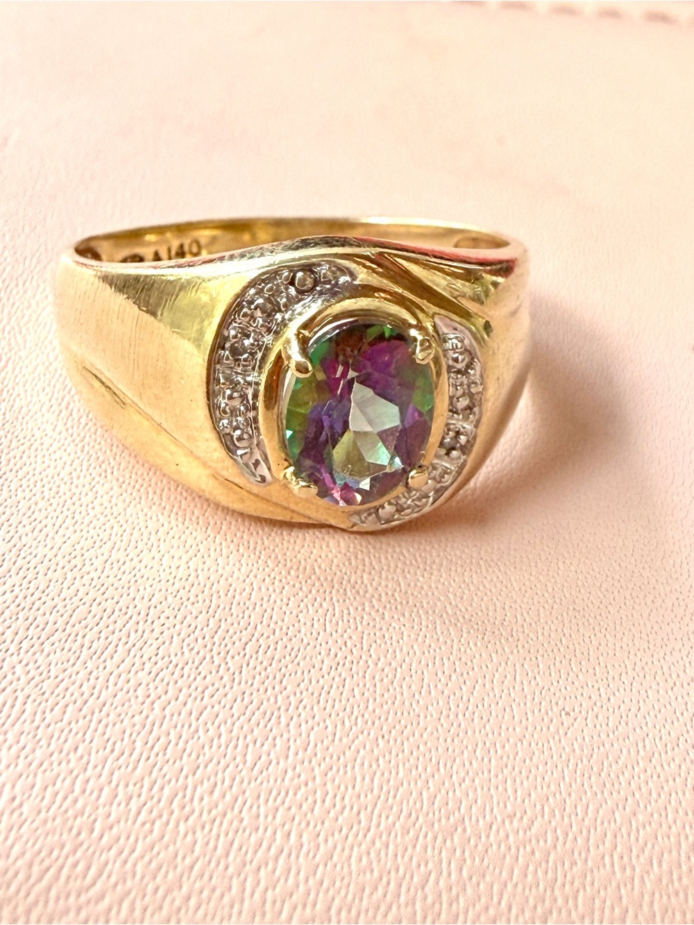 Vintage Estate Solid 10K Yellow Gold Oval Mystic Topaz & Diamond Accent Ring 10